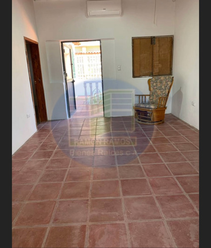 En Venta Cómoda Casa En Tucacas - Falcón.