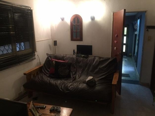 Imagen 3 de 11 de Casa Ph En Temperley.