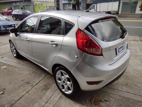 Ford Fiesta Titanium Kd 5 Puertas Mt Full 1.6