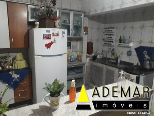 Imagem 10 de 15 de Vende Se Ótima Casa - 947
