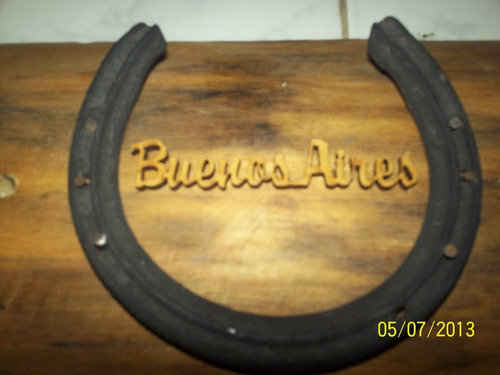 Hermoso Cuelgallaves Artesanal Con Herradura