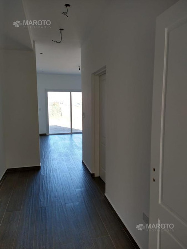 Imagen 20 de 29 de Casa En Venta En Barrio El Canton - Maroto Propiedades