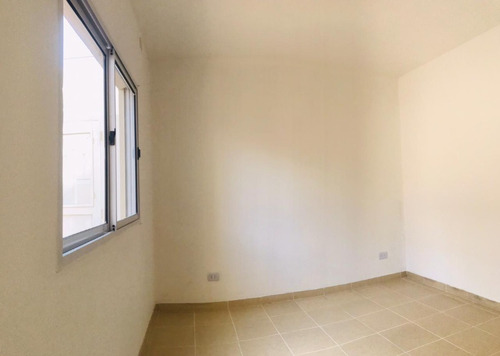 Imagen 5 de 6 de Departamento En Venta En Castelar Norte