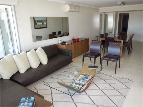 Mansa ... Art Boulevard- Ref: 16281
