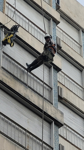 Imagen 4 de 5 de Trabajos En Altura Silleteros Para Edificios