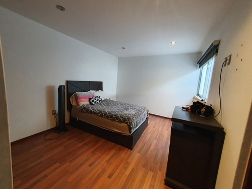 Vendo Casa En Centro Sur, Claustros De Las Misiones, Roof Garden, 3 Niveles