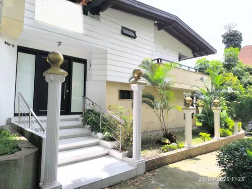 Espectacular Casa En La America Para Vivir O Construir