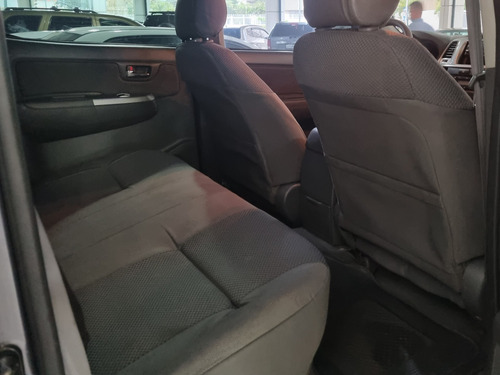 Imagen 4 de 9 de Toyota Hilux Kavak 4.0 V6