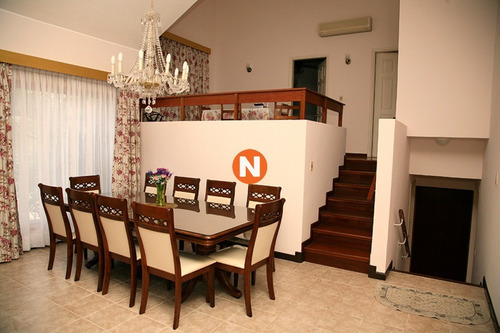 Casa En Venta, Mansa, Punta Del Este, 4 Dormitorios.- Ref: 209613