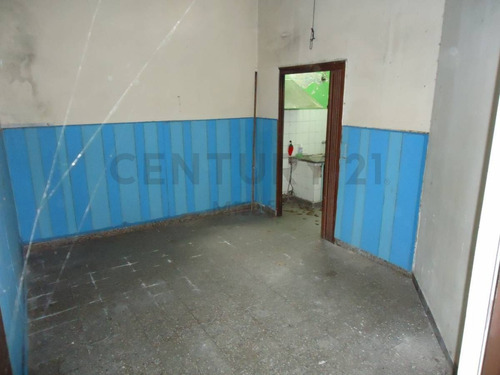 Imagen 5 de 11 de Casa En Venta De 2 Dormitorios Con Garage En La Plata