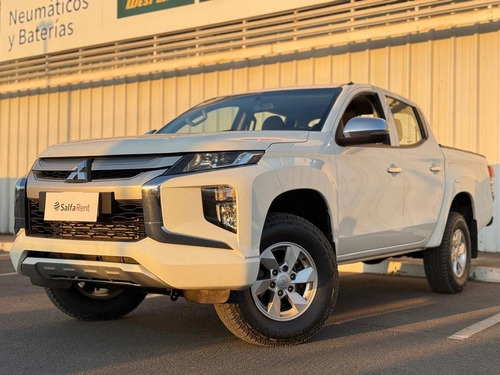 Mitsubishi L200 L200 Katana D/C 2.4 TDI MT CRT 4X4