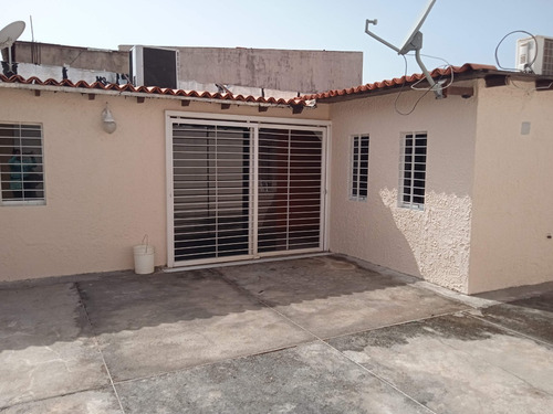 Imagen 8 de 16 de Vendo Casa En Urb Villa Betania Puerto Ordaz
