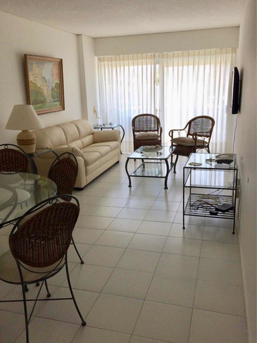 Imagen 3 de 15 de Alquiler Apto Torre Marina Punta Del Este