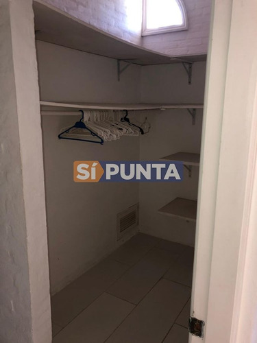 Imagen 24 de 30 de Casa En Alquiler -laguna Blanca
