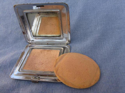 Retro Virales:  Antigua Polvera Maquillaje Metalica  Platead