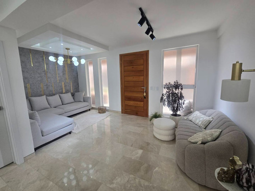 Townhouse En Venta En Mañongo - Wc