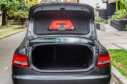 Audi A6 2.8 V6 Multitronic Lujo