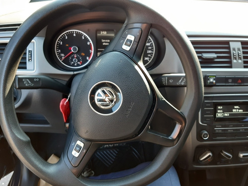 Volkswagen Suran 1.6 Comfortline 101cv 2016