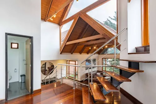 Casa En Arriendo En Sierras Del Moral. Cod V22942