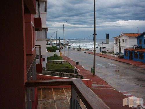 Imagen 1 de 24 de Excelentemente Ubicado, A Pasos De La Playa.