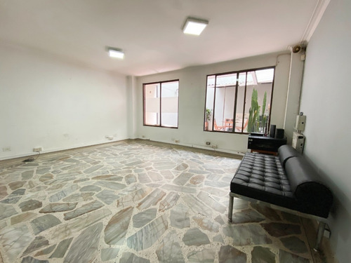 Apartamento En Venta Medellín Sector Laureles