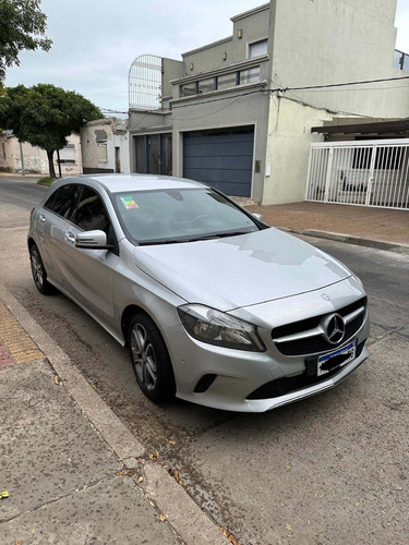 Imagen 2 de 7 de Mercedes-benz Clase A 1.6 A 200 At Urban 156cv Thermotronic