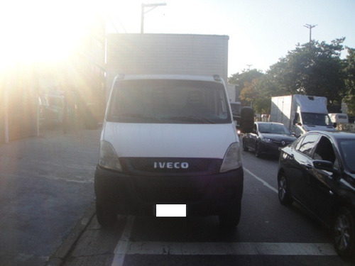 Imagem 4 de 11 de Iveco Daily 35s14 2013 232.000km 4.00c X 2.20 L X 2.20 A