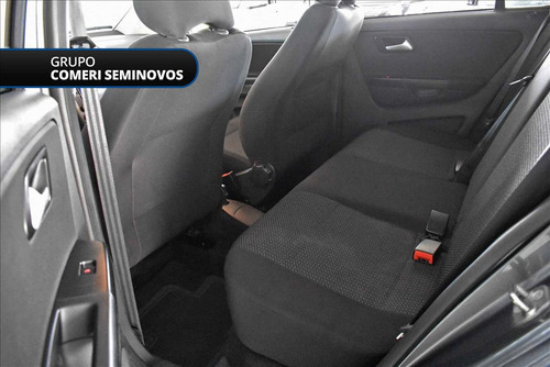 Volkswagen Fox 1.6 MSI TOTAL FLEX CONNECT 4P MANUAL