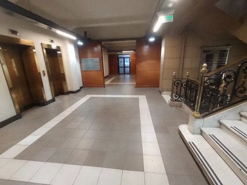¡oficina Central 108m², Ideal Ubicación En Santiago!