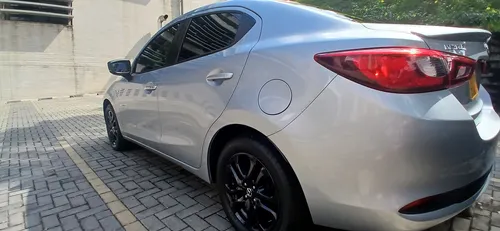 Mazda 2 1.5 Grand Touring Lx Sedan
