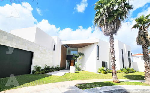 Casa En Venta, Inteligente, 4 Recámaras, Piscina Jardín, Villa Magna, Cancún