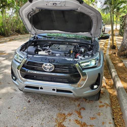 Imagen 11 de 15 de Toyota Hilux Limited Limited