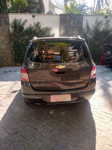Imagem 10 de 14 de Chevrolet Spin 2016 1.8 Ltz 7l Aut. 5p