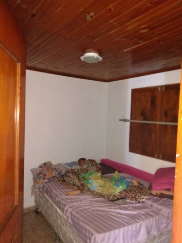 Linda Chácara Mobiliada Com Piscina