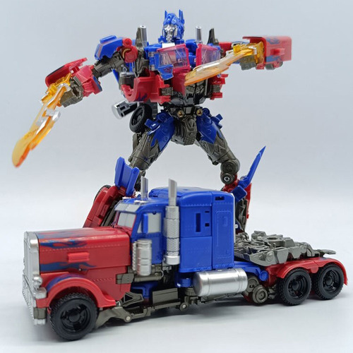 Transformers Optimus Prime Peterbilt Transformável Miniatura