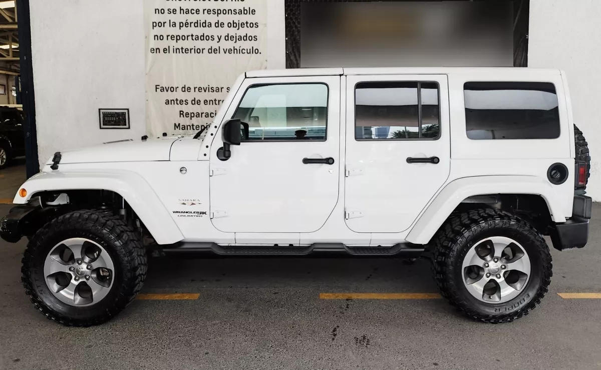 Jeep Wrangler 2018 3.8 V6 Unlimited Sahara Jk 4x4 At