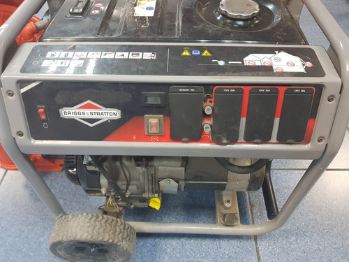 Generador Briggs & Stratton G5000 (Usado)