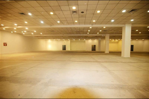 Local Comercial Para Dark Store Frente A La Plaza De Maipú