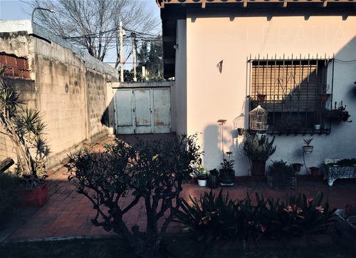 Imagen 11 de 16 de Venta O Permuta De Casa En Lote Propio Por Departamento Ituzaingo / Castelar