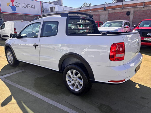 Volkswagen Saveiro 2022