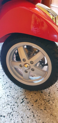 Imagen 3 de 13 de Vespa Lx Ie 150cc