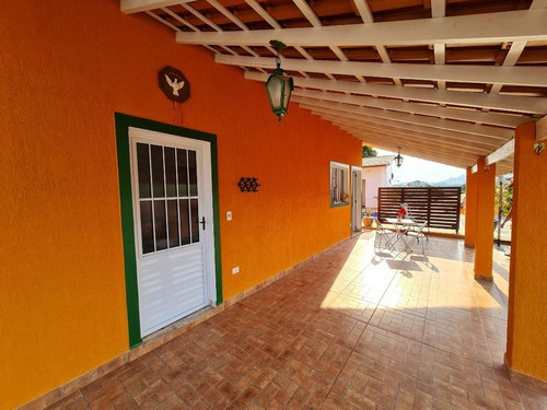 Imagem 25 de 26 de Linda Chácara Com 2 Dormitórios, Piscina, Jardim, Horta, Bem Localizada, À Venda, 500 M² Por R$ 460.000 - Zona Rural - Pinhalzinho/sp - Ch1038