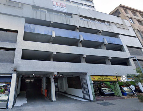 ¡arrienda Tu Estacionamiento En Pleno Centro De Santiago!