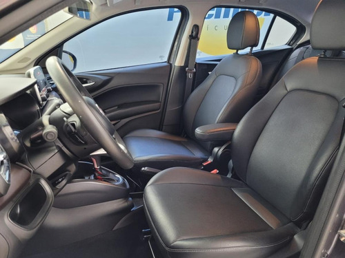Imagem 4 de 6 de Fiat Cronos Precision 1.8 16v Flex Aut.
