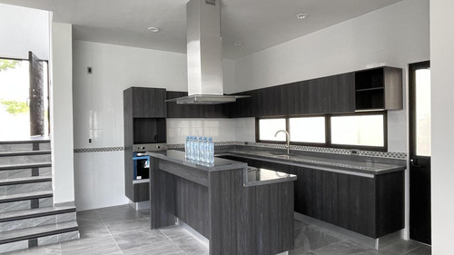 Casa Nueva En Venta En Lomas De Juriquilla