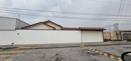 Casa Sola En Renta En Fraccionamiento Valle Hermoso, Saltillo, Coahuila