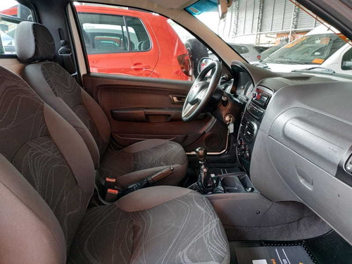 Fiat Strada Hard Work 1.4 Completa 2017
