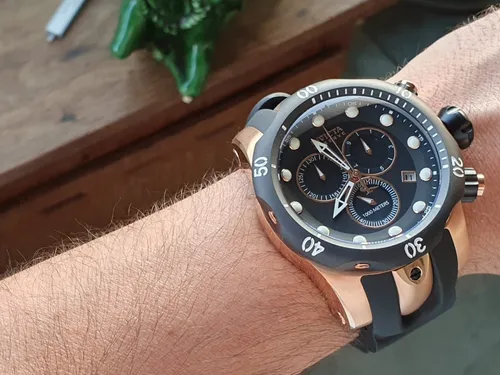 Invicta 5733 store