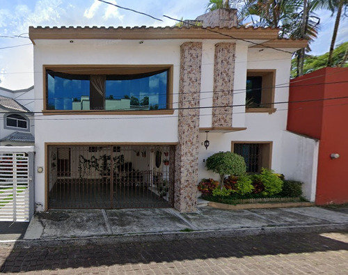 Casa En Venta En Xalapa Veracruz, Colonia Fuente De Las Animas