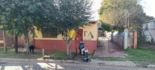 2 Casas En Un Mismo Lote, Barrio Villa Urquiza. Posadas Misiones Venta